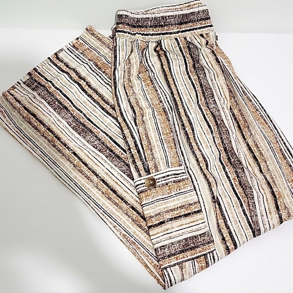 ROBERT LOUIS WOMEN'S LIGHTWEIGHT STRIPED WIDE LEGGED DRESS PANT WITH POCKETS